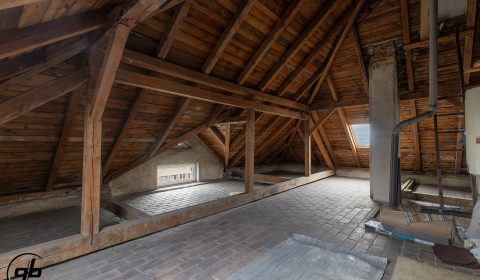 1920x1920wm2510021223-2267d-investicni-prilezitost-v-hnojniku-prodej-1-2-zdravotniho-strediska-gh6a9607-edit-kopie-d11ac0886f-3571315086