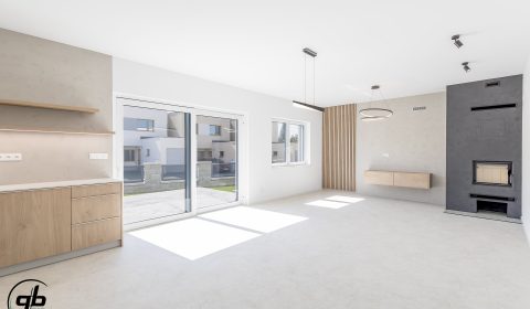 1920x1920wm2510021223-b5f0c-prodej-novostavby-rodinneho-domu-nove-dvory-podhuri-frydek-mistek-gh6a4223-enhanced-nr-edit-2944c0886f-336135730