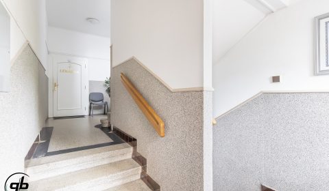 1920x1920wm2510021223-f47d3-investicni-prilezitost-v-hnojniku-prodej-1-2-zdravotniho-strediska-gh6a9430-edit-kopie-5121c0886f-2174174932